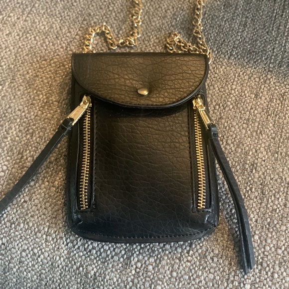 Juicy Couture Mini Phone Crossbody Bag - Picture 3 of 6